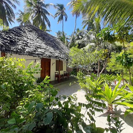 Mintaka Boutique Hotel ブウェワウ エクステリア 写真